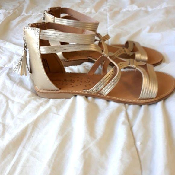 NWOB Cynthia Rowley gold gladiator sandals - Picture 2 of 6